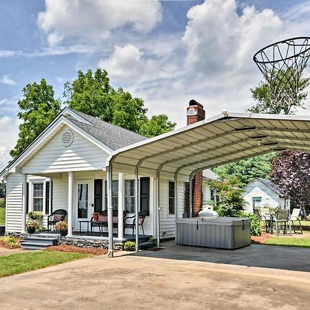 Peaceful Elkin Vacation Rental About 17 Mi To Mt Airy! Dobson Ngoại thất bức ảnh
