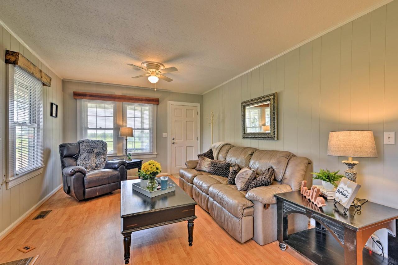 Peaceful Elkin Vacation Rental About 17 Mi To Mt Airy! Dobson Ngoại thất bức ảnh